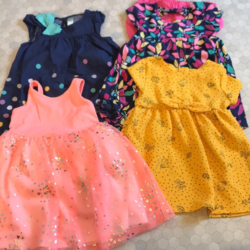 Lot of 4 patterned dress size 24 months